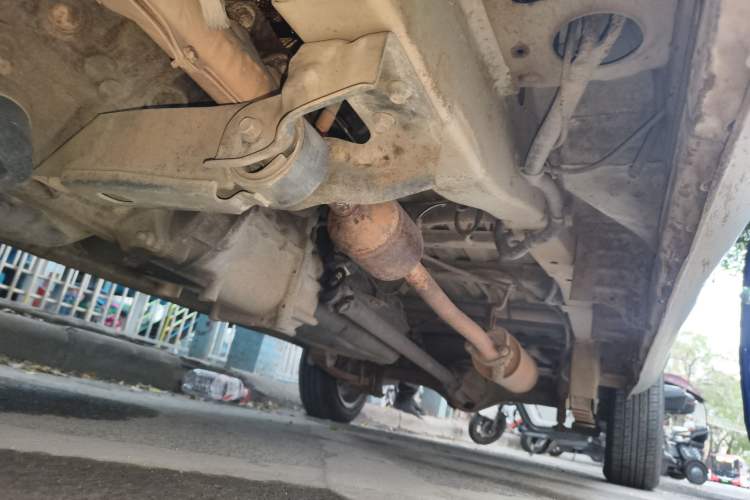 Used Dongfeng Xiaokang K07II 2013 1.0L Base Version Chassis Front Left