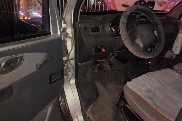 Used Dongfeng Xiaokang K07II 2013 1.0L Base Model CNG Driver Seat