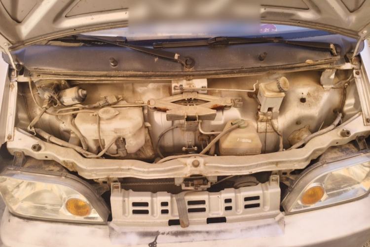 Used Dongfeng Xiaokang K07II 2013 1.0L Base Version Engine Bay