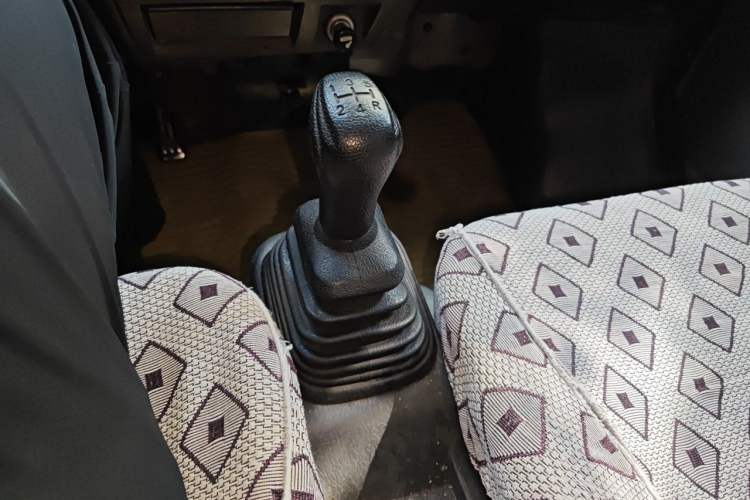 Used Dongfeng Xiaokang K07II 2013 1.0L Base Version Gear Lever