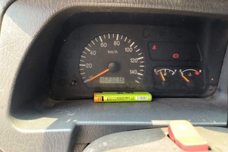 Used Dongfeng Xiaokang K07II 2013 1.0L Base Version Odometer Close Up