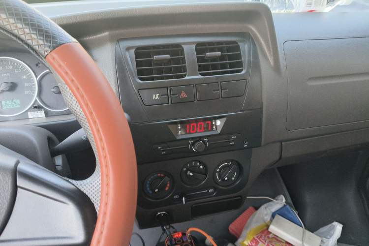 Used Dongfeng Xiaokang K07S 2022 1.3L High-Power Base Version Audio And AC Panel