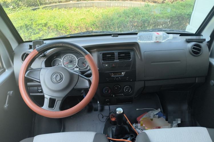 Used Dongfeng Xiaokang K07S 2022 1.3L High-Power Base Version Center Console