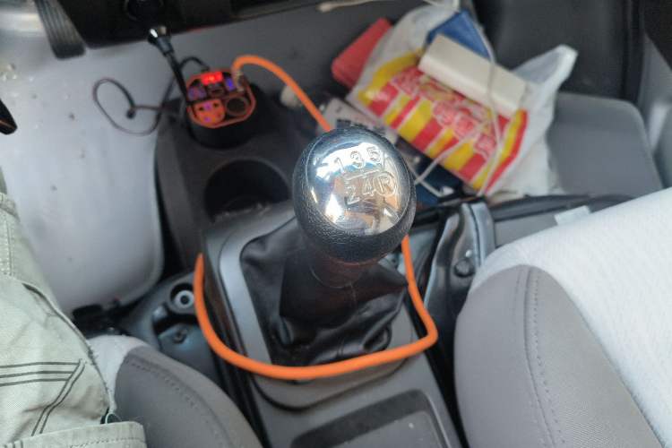 Used Dongfeng Xiaokang K07S 2022 1.3L High-Power Base Version Gear Lever