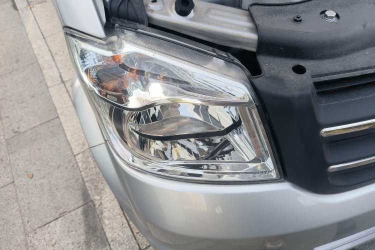 Used Dongfeng Xiaokang K07S 2022 1.3L High-Power Base Version Right Front Headlight