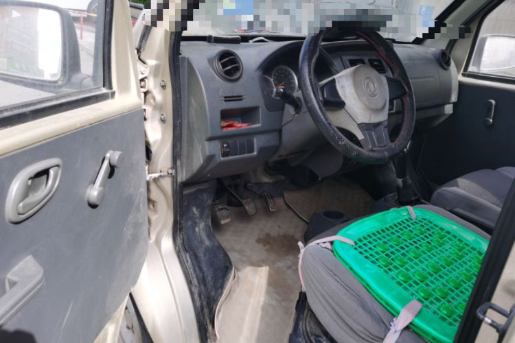 Used Dongfeng Xiaokang K07S 2015 1.2L Practical Version DK12-05 Driver Seat
