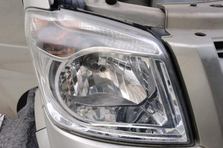 Used Dongfeng Xiaokang K07S 2015 1.2L Practical Version DK12-05 Right Front Headlight