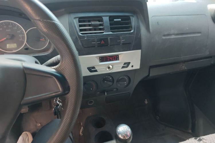 Used Dongfeng Xiaokang K07S 2015 1.2L Practical Version DK12-05 Audio And AC Panel