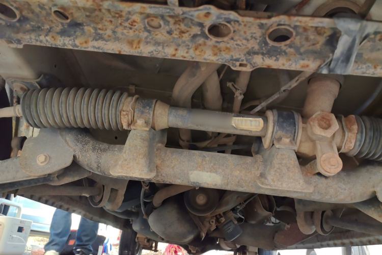 Used Dongfeng Xiaokang K07S 2015 1.0L Practical Version AF10-12 Chassis Front