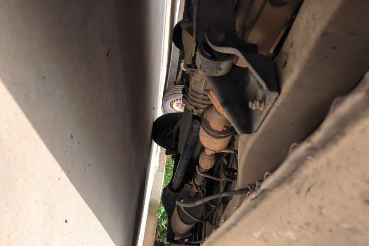 Used Dongfeng Xiaokang K07S 2015 1.2L Practical Version DK12-05 Chassis Front Left