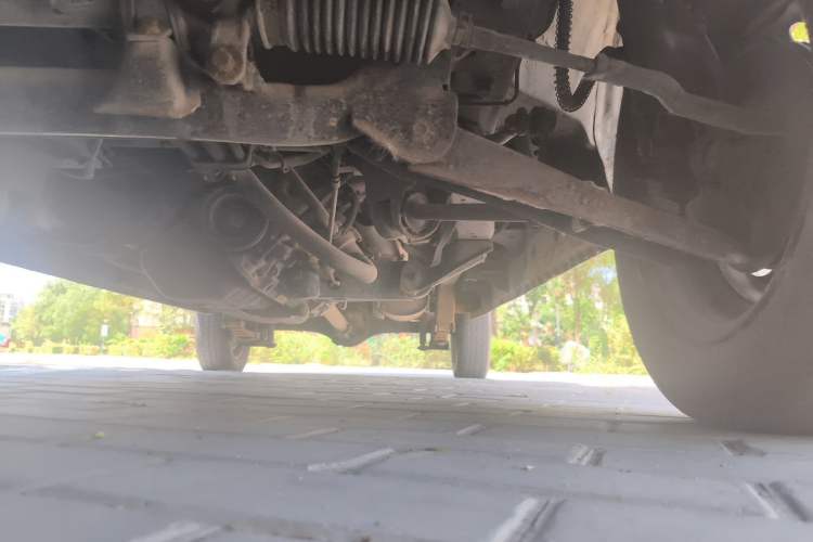Used Dongfeng Xiaokang K07S 2015 1.2L Practical Version DK12-05 Chassis Front Left