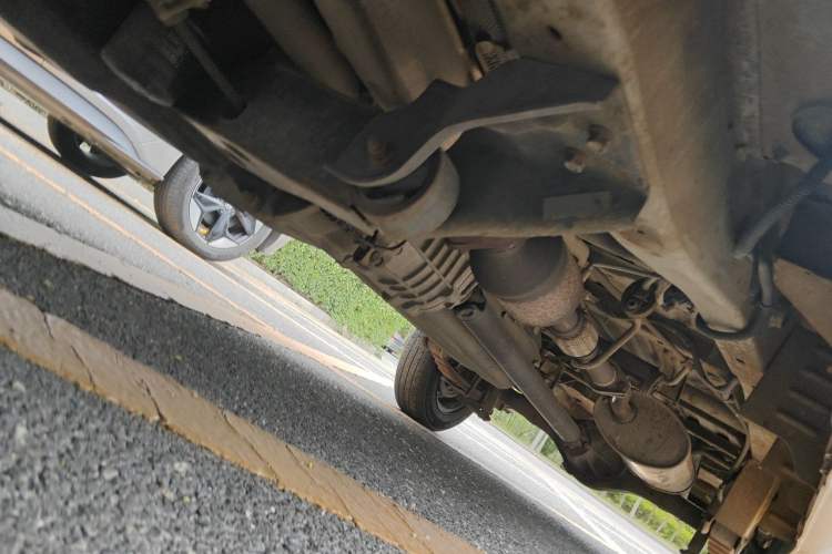 Used Dongfeng Xiaokang K07S 2015 1.2L Practical Version DK12-05 Chassis Front Left