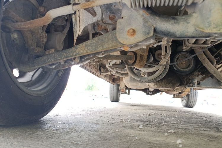 Used Dongfeng Xiaokang K07S 2015 1.2L Practical Version DK12-05 Chassis Front Right
