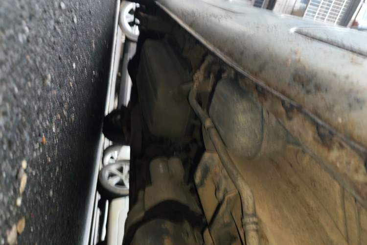Used Dongfeng Xiaokang K07S 2015 1.2L Practical Version DK12-05 Chassis Front Right