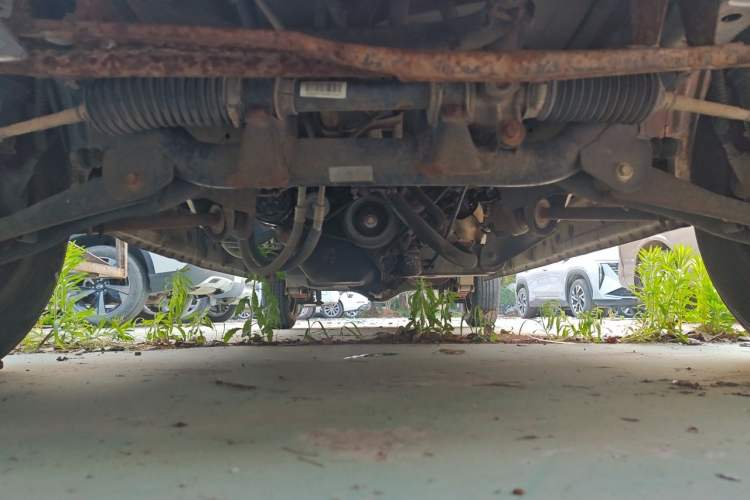Used Dongfeng Xiaokang K07S 2015 1.2L Practical Version DK12-05 Chassis Front