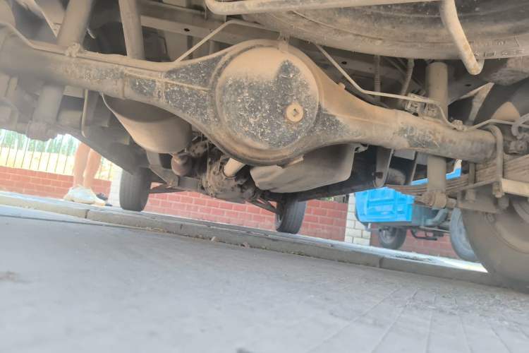 Used Dongfeng Xiaokang K07S 2015 1.2L Practical Version DK12-05 Chassis Rear