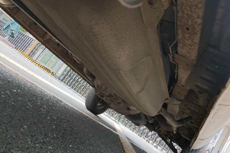 Used Dongfeng Xiaokang K07S 2015 1.2L Practical Version DK12-05 Chassis Rear Right