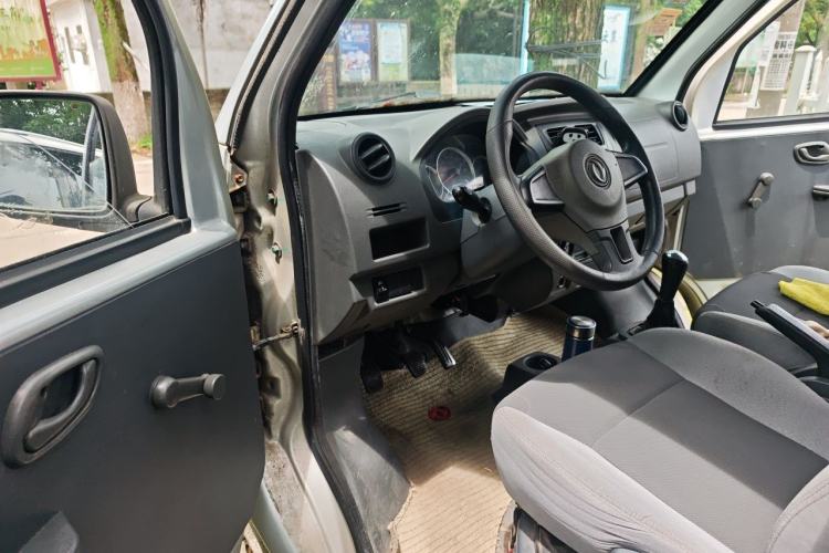 Used Dongfeng Xiaokang K07S 2015 1.2L Practical Version DK12-05 Driver Seat