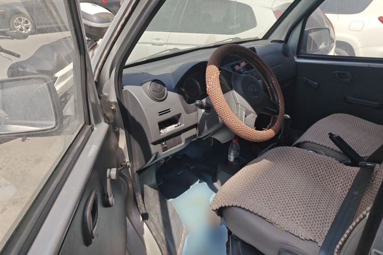 Used Dongfeng Xiaokang K07S 2015 1.2L Practical Version DK12-05 Driver Seat
