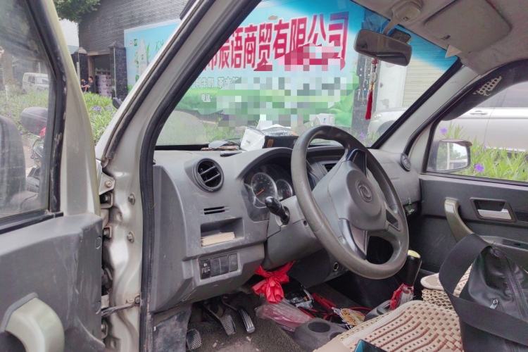Used Dongfeng Xiaokang K07S 2015 1.2L Practical Version DK12-05 Driver Seat