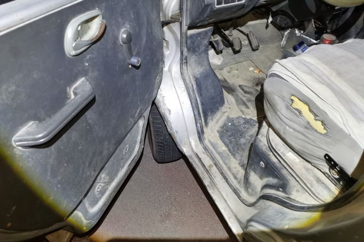 Used Dongfeng Xiaokang K07S 2015 1.0L Practical Version AF10-12 Driver Seat