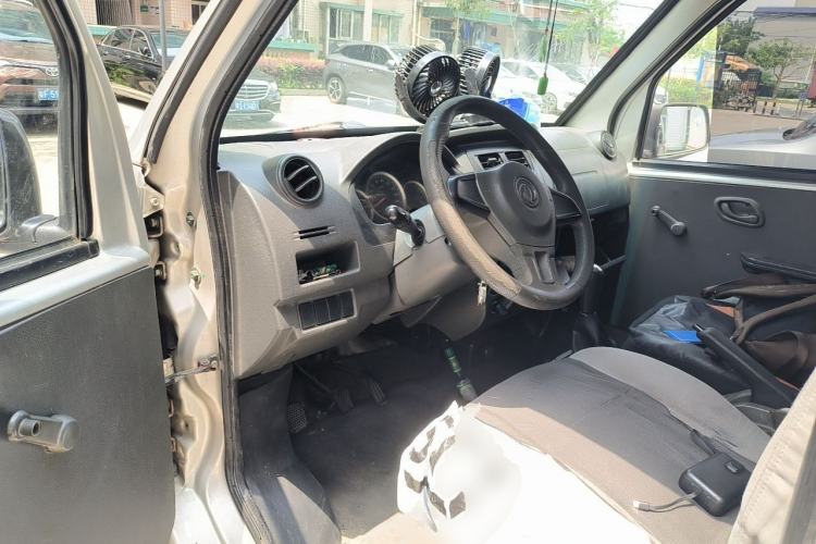 Used Dongfeng Xiaokang K07S 2015 1.2L Practical Version DK12-05 Driver Seat