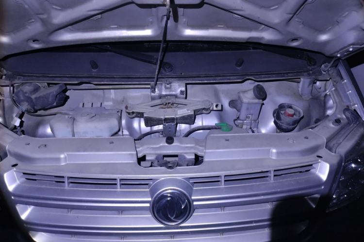 Used Dongfeng Xiaokang K07S 2015 1.2L Practical Version DK12-05 Engine Bay