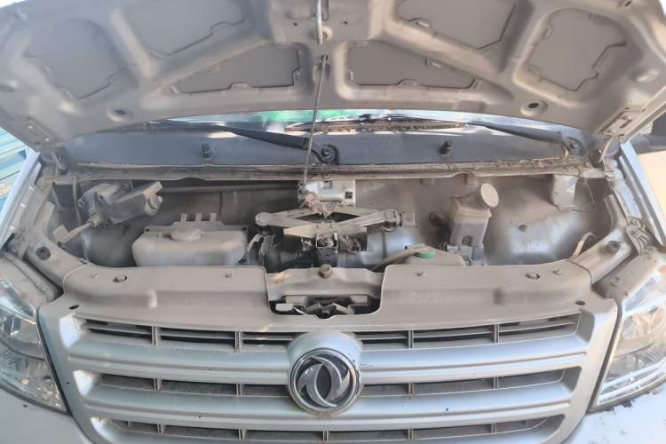 Used Dongfeng Xiaokang K07S 2015 1.2L Practical Version DK12-05 Engine Bay