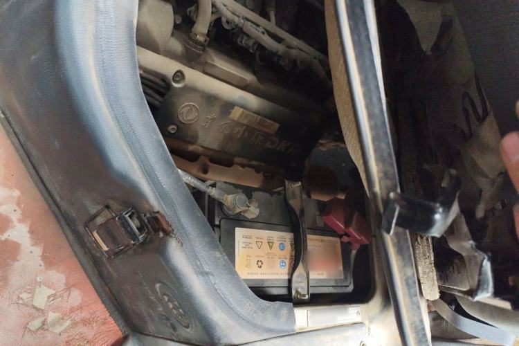 Used Dongfeng Xiaokang K07S 2015 1.2L Practical Version DK12-05 Engine Bay Left