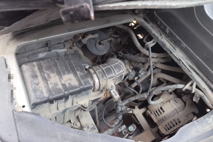 Used Dongfeng Xiaokang K07S 2015 1.2L Standard Model DK12-05 Engine Bay Right