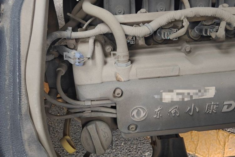 Used Dongfeng Xiaokang K07S 2015 1.2L Practical Version DK12-05 Engine Bay Right