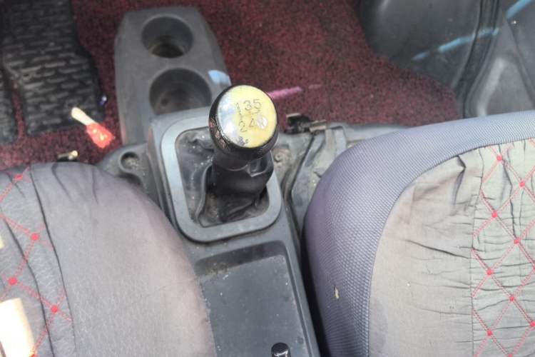Used Dongfeng Xiaokang K07S 2015 1.2L Standard Model DK12-05 Gear Lever