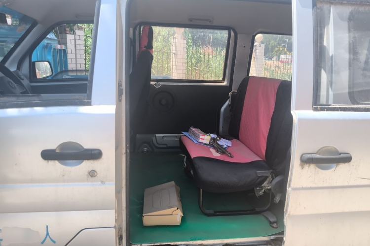 Used Dongfeng Xiaokang K07S 2015 1.2L Practical Version DK12-05 Left Rear Seat