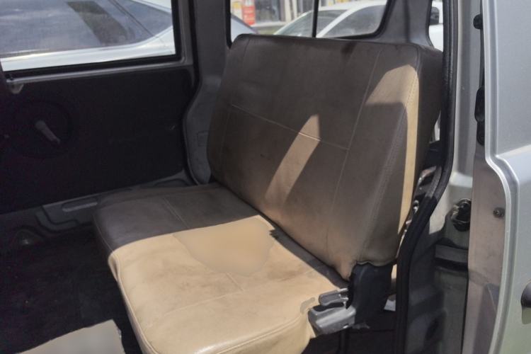 Used Dongfeng Xiaokang K07S 2015 1.2L Standard Model DK12-05 Left Rear Seat
