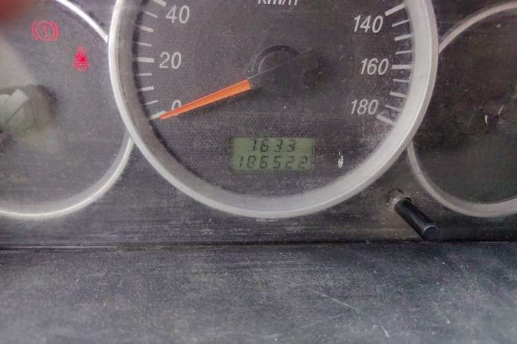 Used Dongfeng Xiaokang K07S 2015 1.2L Practical Version DK12-05 Odometer Close Up