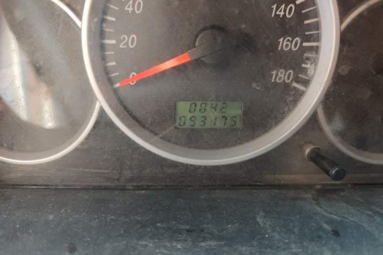 Used Dongfeng Xiaokang K07S 2015 1.2L Practical Version DK12-05 Odometer Close Up