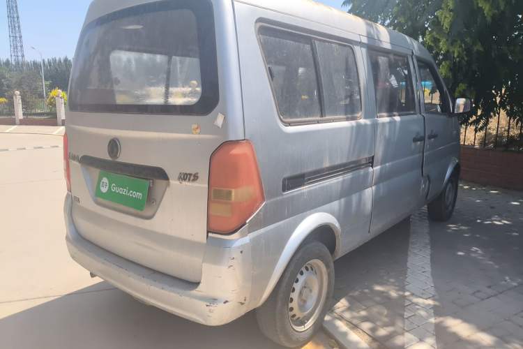 Used Dongfeng Xiaokang K07S 2015 1.2L Practical Version DK12-05 Rear Right 45 Deg
