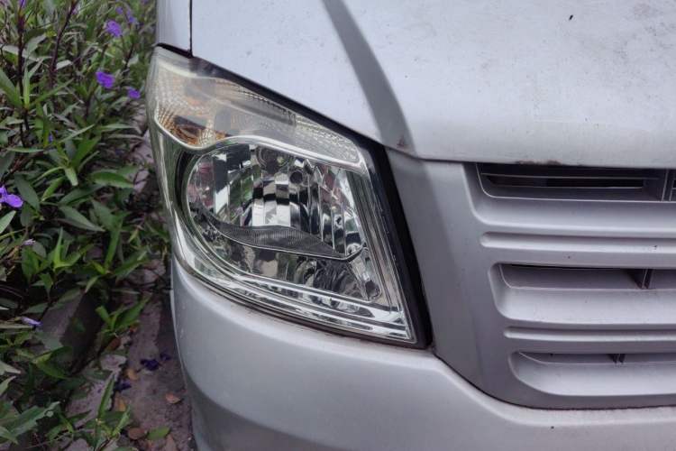 Used Dongfeng Xiaokang K07S 2015 1.2L Practical Version DK12-05 Right Front Headlight