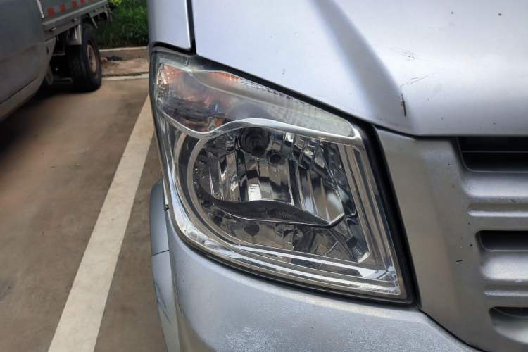 Used Dongfeng Xiaokang K07S 2015 1.2L Practical Version DK12-05 Right Front Headlight