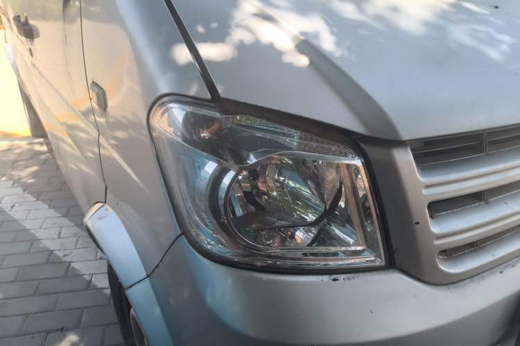 Used Dongfeng Xiaokang K07S 2015 1.2L Practical Version DK12-05 Right Front Headlight