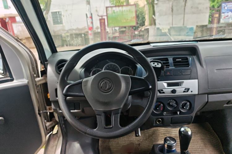 Used Dongfeng Xiaokang K07S 2015 1.2L Practical Version DK12-05 Steering Wheel