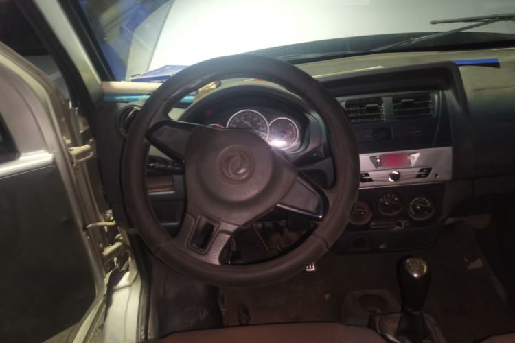 Used Dongfeng Xiaokang K07S 2015 1.2L Practical Version DK12-05 Steering Wheel