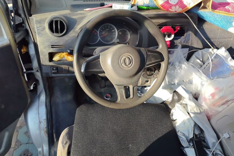 Used Dongfeng Xiaokang K07S 2015 1.0L Practical Version AF10-12 Steering Wheel