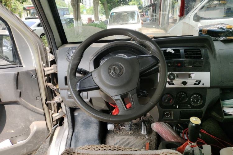Used Dongfeng Xiaokang K07S 2015 1.2L Practical Version DK12-05 Steering Wheel