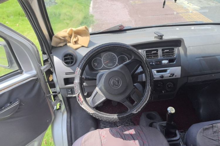 Used Dongfeng Xiaokang K07S 2015 1.2L Standard Model DK12-05 Steering Wheel