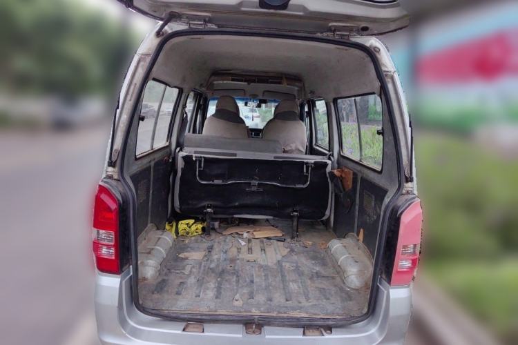 Used Dongfeng Xiaokang K07S 2015 1.2L Practical Version DK12-05 Trunk