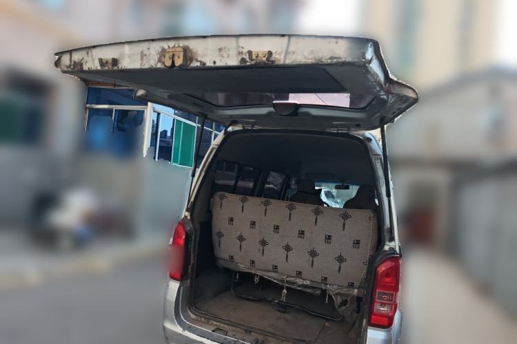 Used Dongfeng Xiaokang K07S 2015 1.2L Practical Version DK12-05 Trunk