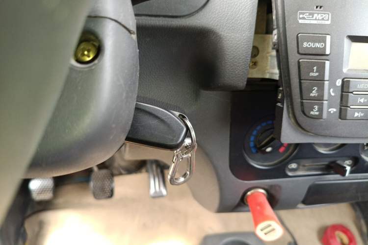 Used Dongfeng Xiaokang K07S 2015 1.2L Practical Version DK12-05 Vehicle Key