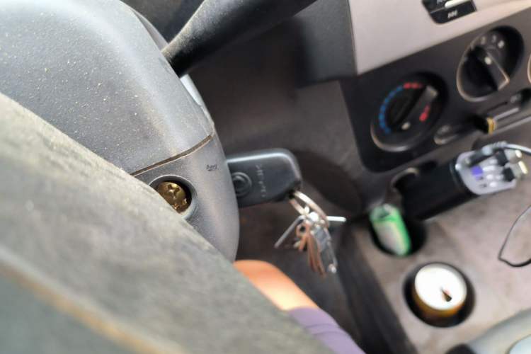 Used Dongfeng Xiaokang K07S 2015 1.2L Practical Version DK12-05 Vehicle Key
