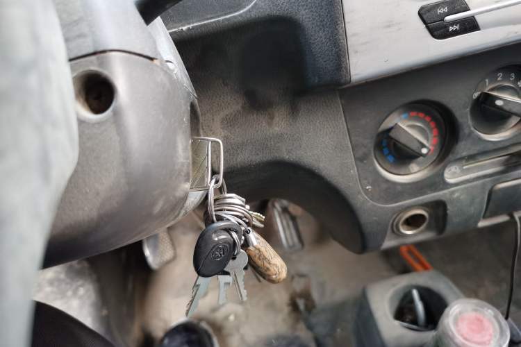 Used Dongfeng Xiaokang K07S 2015 1.0L Practical Version AF10-12 Vehicle Key